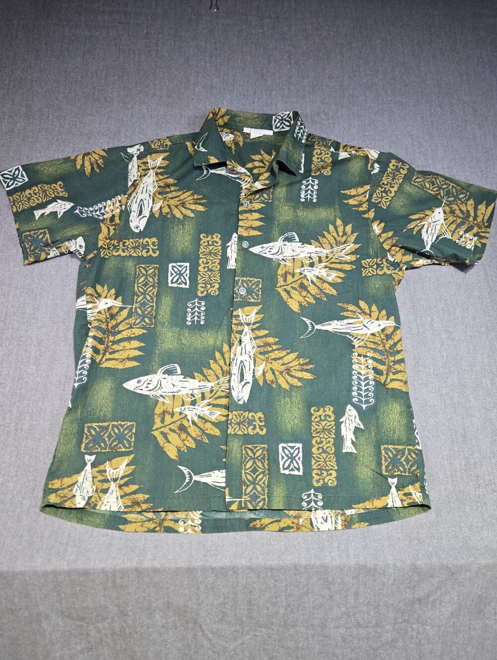 Vintage Made in Hawaii Fish Aloha Shirt Men's XL Hawaiian Camp Shirt USA Cotton
